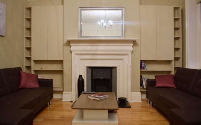 North London Spacious 2 Bedroom Apartment