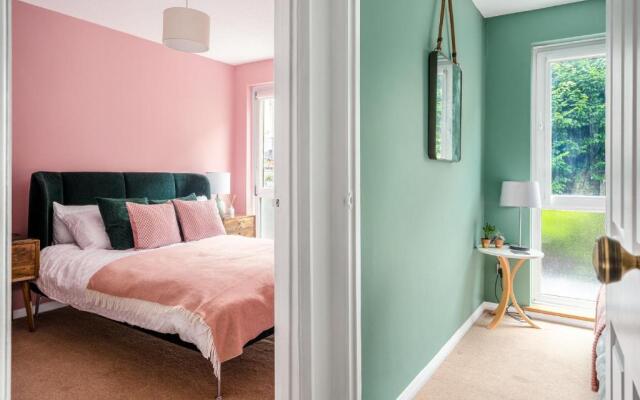 Stunning 4 Bedroom House in Central Bath