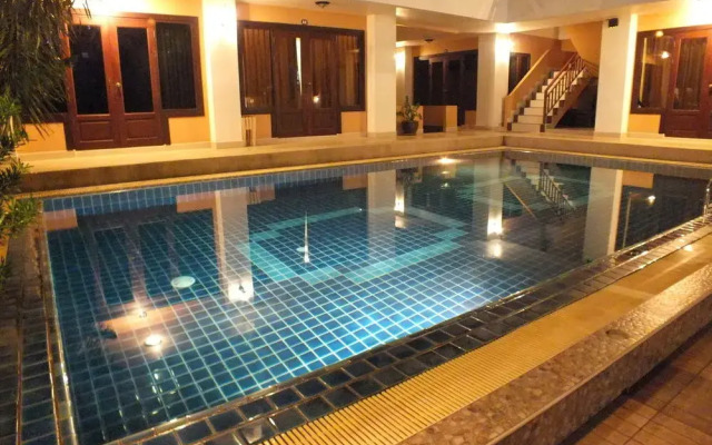 Chaba Garden Apartment