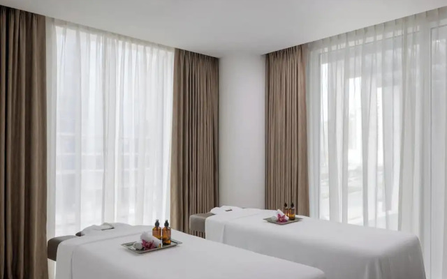 Staybridge Suites Dubai Business Bay by IHG
