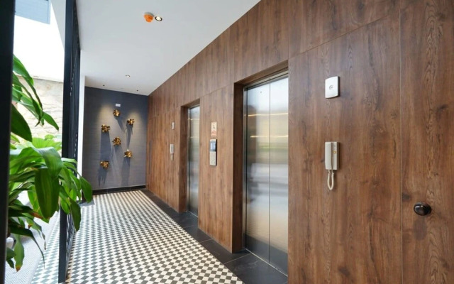 w Splendid 1BR in Casco Viejo