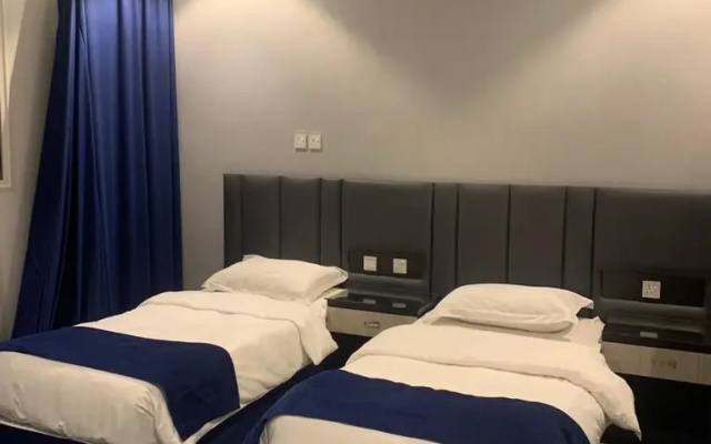 Qimam Park Hotel