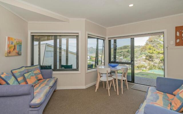 The Glass House - Kuaotunu Holiday Home