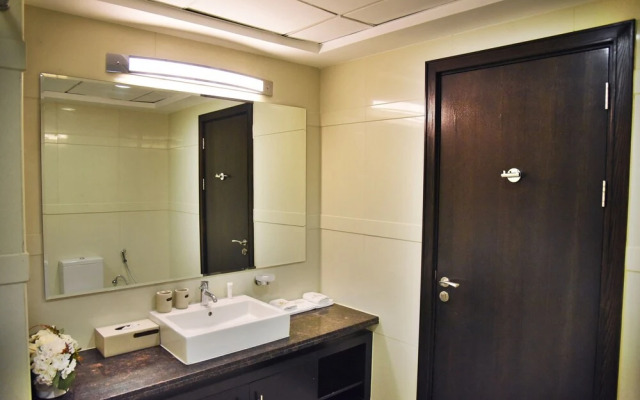 3 BR Spectacular view in Marina