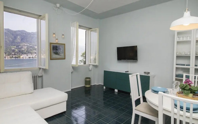Cisano Beach Apartment