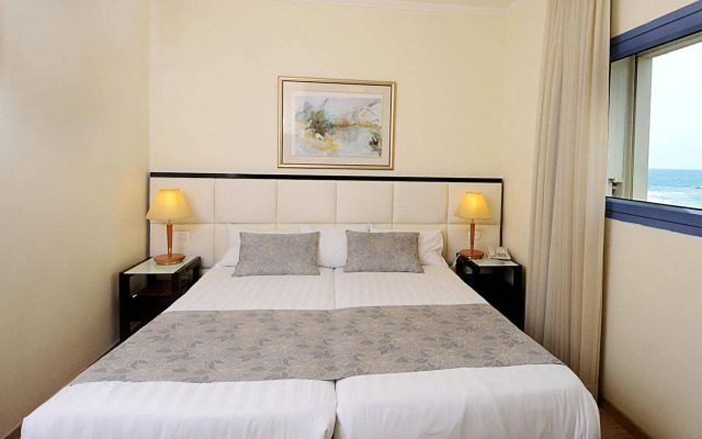 Abratel Suites Hotel