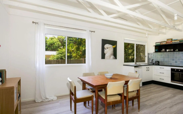 Nest - Pet Friendly - 2 Min Walk to Beach