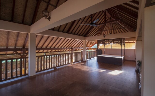 Kemangi Apartments and Yoga Space