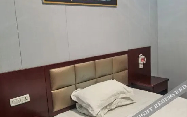 zhenping wanhe hotel