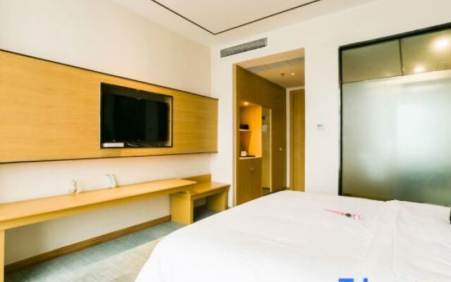 West Sichuan Pearl Hotel