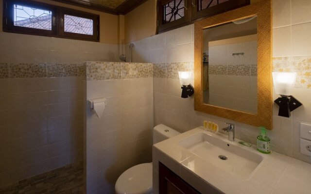 Kemangi Apartments and Yoga Space