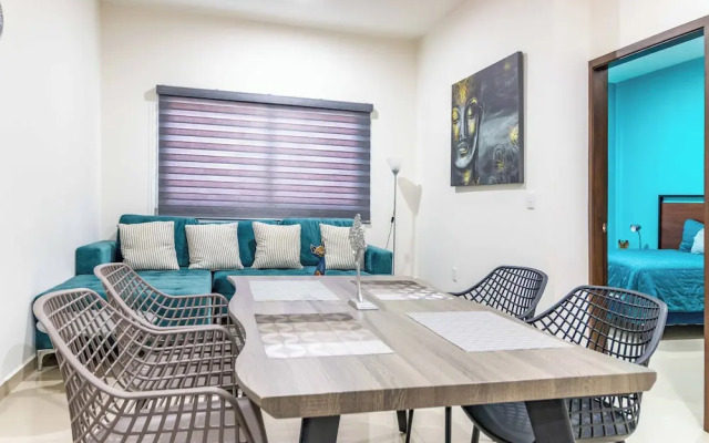 New Centric apt. with pool & jacuzzi