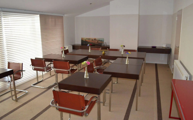 Hallmark Hotel & Spa