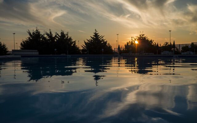 Domus Aurea Resort