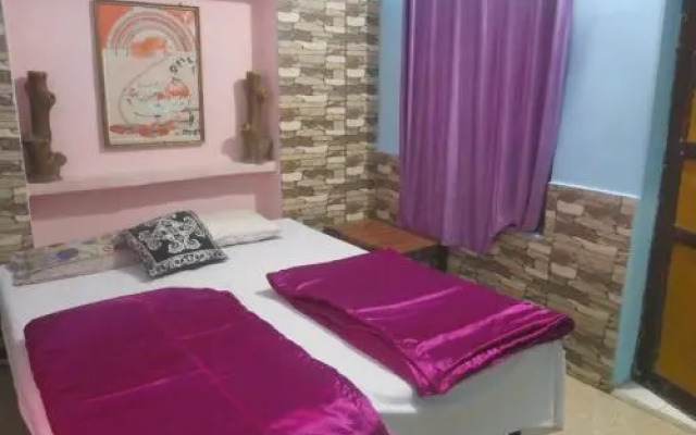 Tree Baba Hostel
