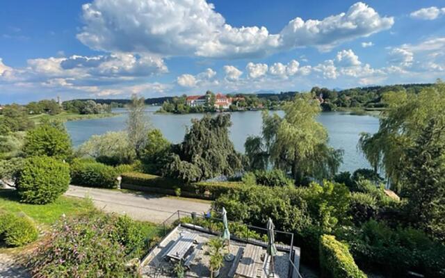 Haus am Weinberg, 83370 Seeon Oberbayern