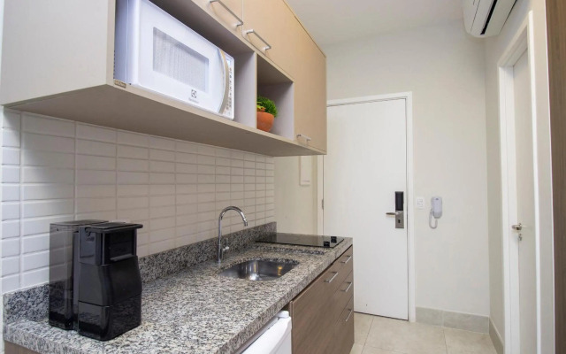 BHomy Centro Jóia em prédio histórico J223