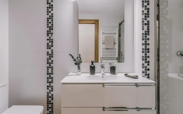 Tupiza - 3 Bedrooms and Office in Goya