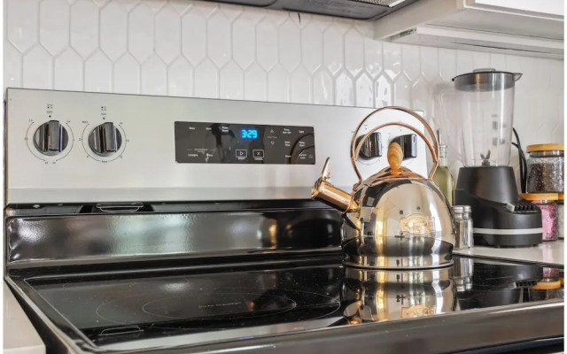 Your Amazing 3br/2ba Downtown Delight!
