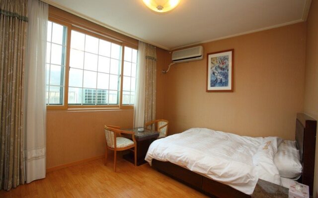 Goodstay Seorakhill