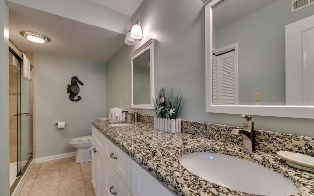 Anchorage I C06 by RedAwning