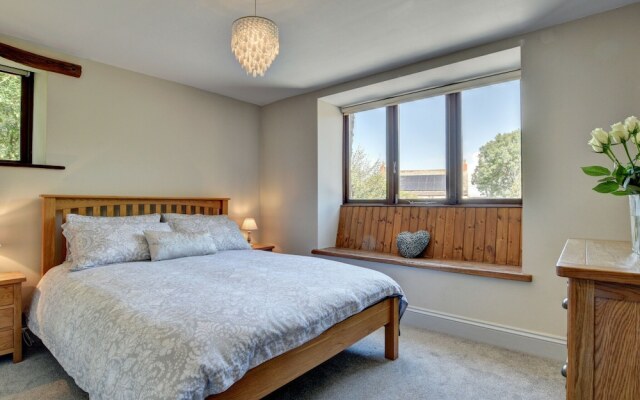 Rustic Holiday Home in Lynton with Garden near Malmsmead