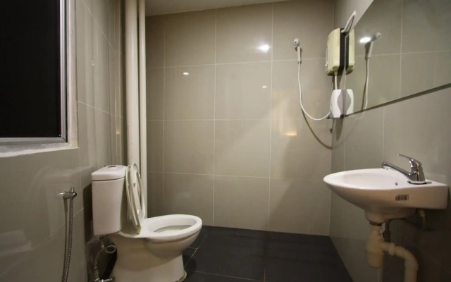 Place2Stay - Opposite Hilton