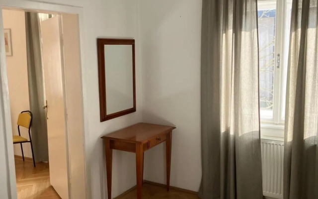 Ruhige Wohnung in Helenental