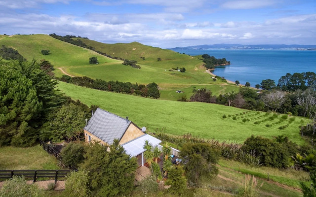 Woodside Bay Cottage