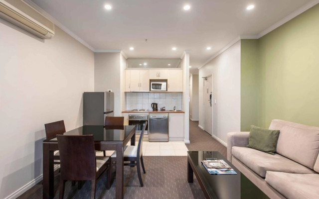 Frome Apartments