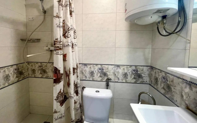 Студия возле Французского бульвара