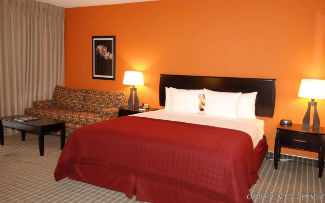 Oakland Airport Executive Hotel