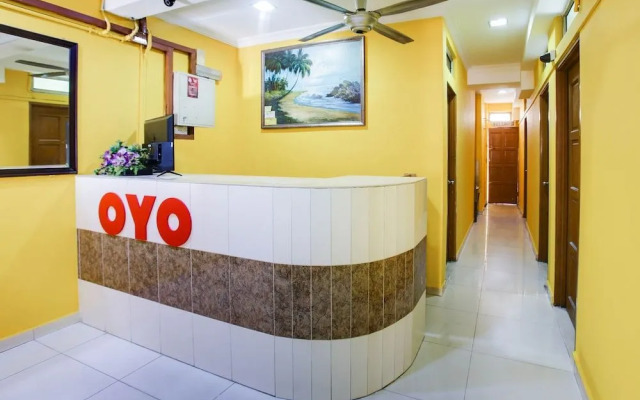 OYO 89406 Lucky Budget Hotel