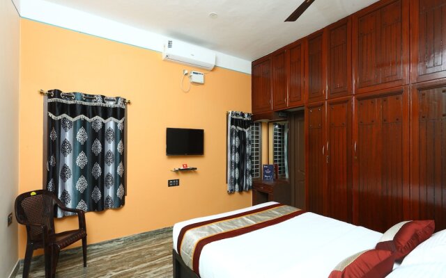 OYO 17062 Home Pleasant 1BHK Lawspet