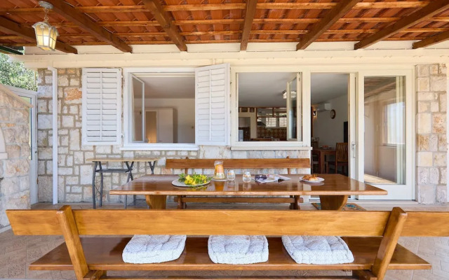 Bay View House