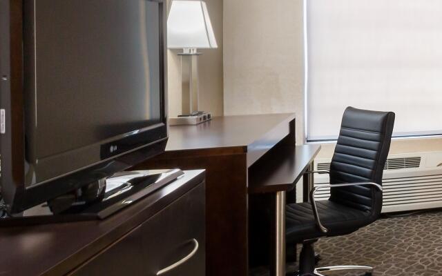 Holiday Inn Express Hotel & Suites Mt. Holly by IHG