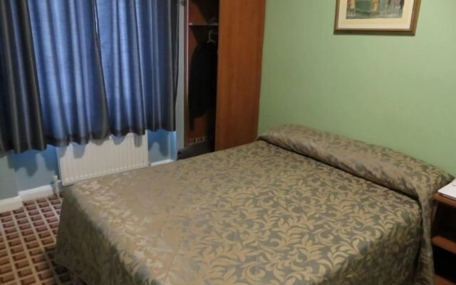 Corbigoe Hotel