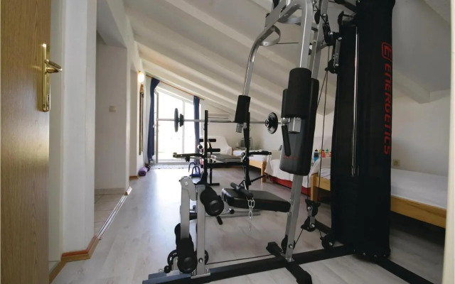 Holiday home Brodarica 2