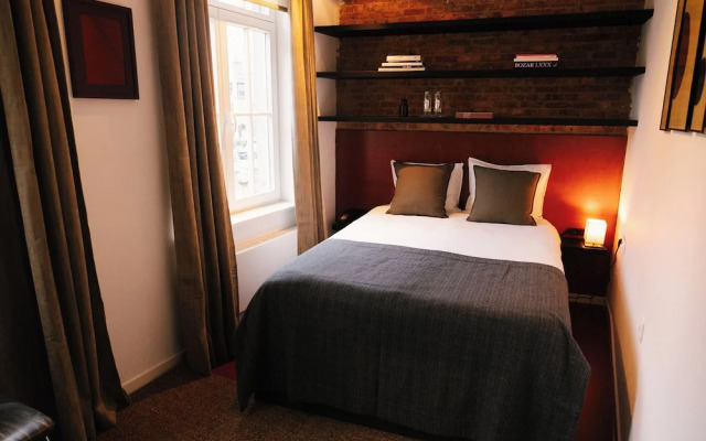 A Place - Leeuwenstraat 20