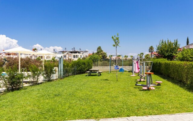 Paradise Town - Villa Colm