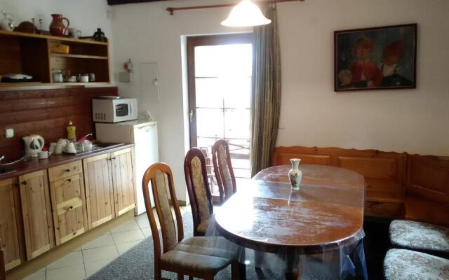 Domek Górski i Pokoje Czarna Góra