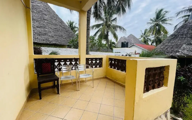 Diani Beach Luxury Retreat With 5 Bedrooms