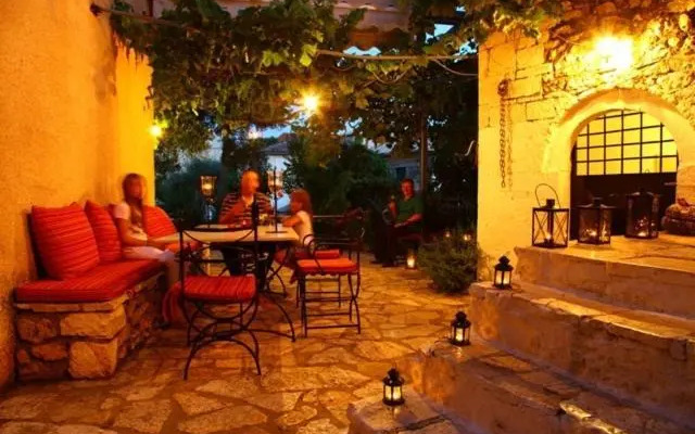 Villa Polyxeni Apartments