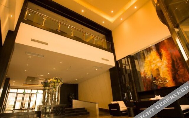 Pujiang Yinglan Hepan Hotel