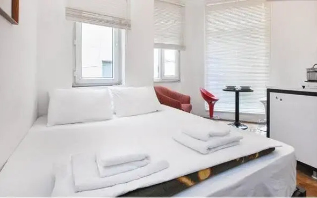 Manon Hostel Galata