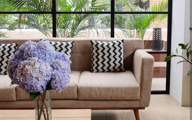 Beehive Boutique Hotel