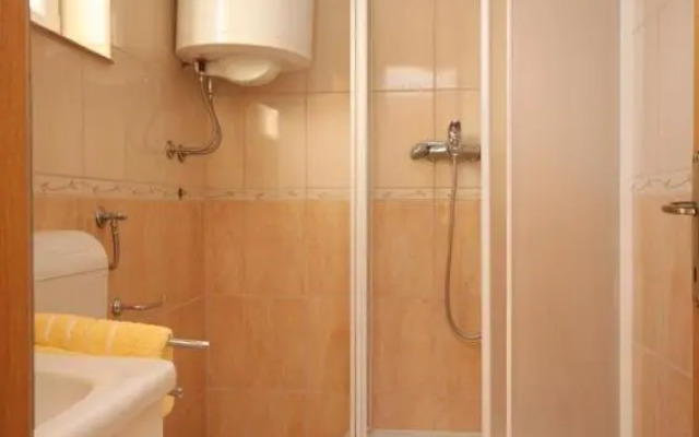 Seaside apartments with a swimming pool Okrug Donji, Ciovo - 8664