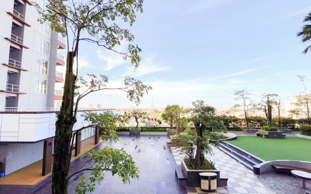 Simply Design Studio Apartment At Vida View Makassar