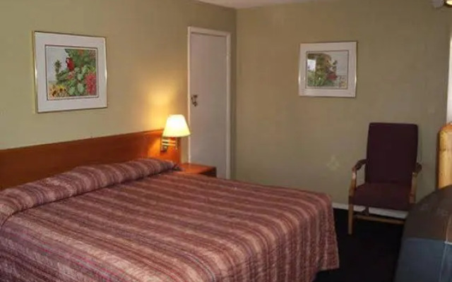 Red Carpet Inn Hornwood Drive