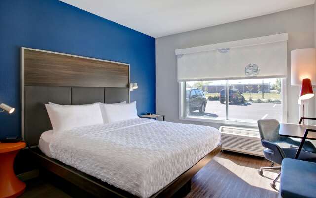 Tru By Hilton Monroe